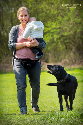 Baby und Hund